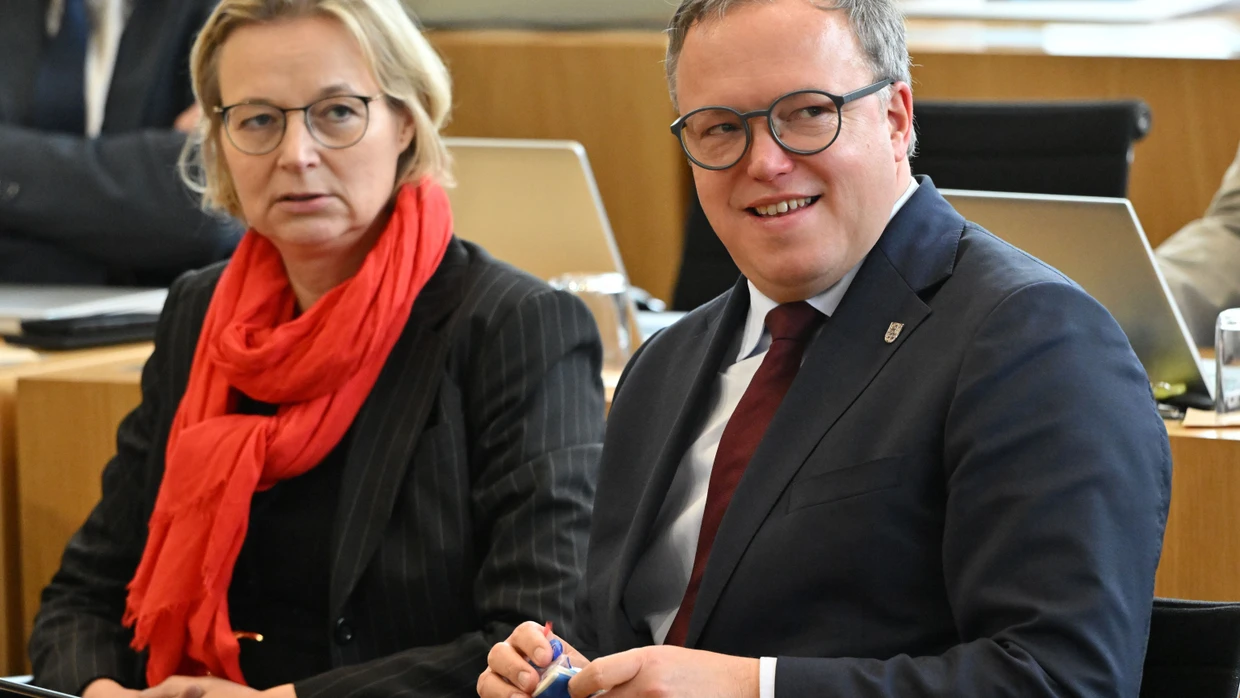Wolf und Voigt im Landtag in Erfurt bei einer Sitzung im Februar 2026