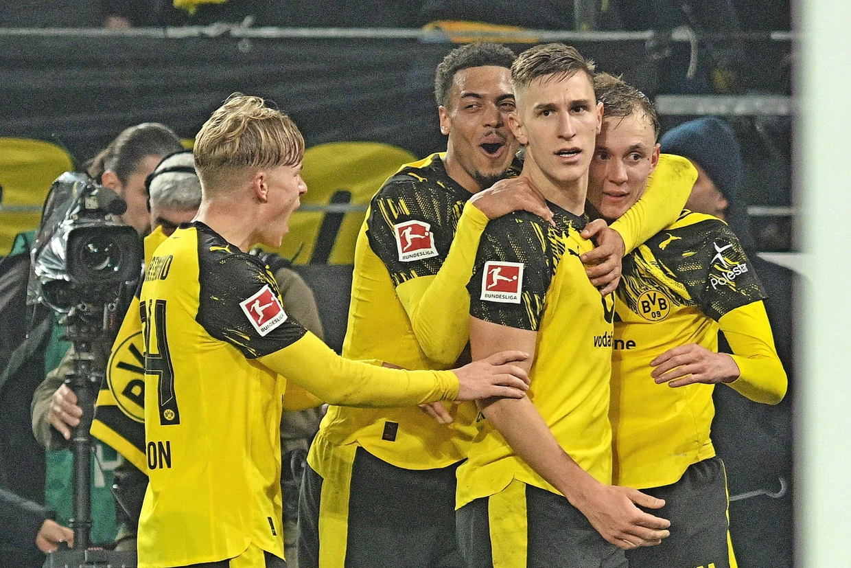 Platz zwei und noch einiges vor: die Profis des BVB in der Bundesliga