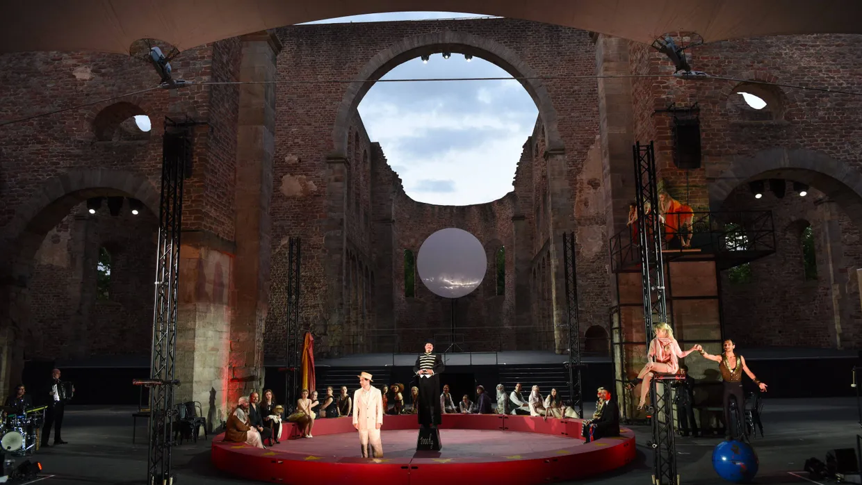 Das Hauptstück der Bad Hersfelder Festspiele: „Komödie der Irrungen“
