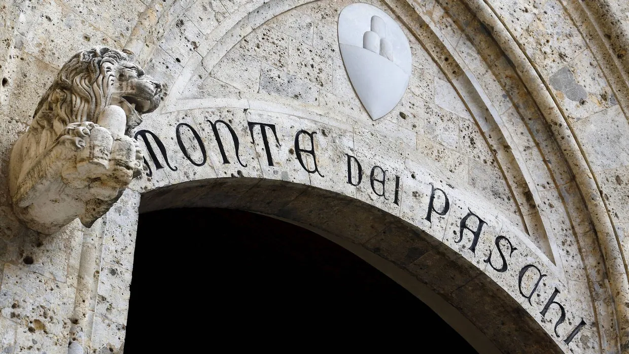 Zentrale der Bank Monte dei Paschi di Siena: Auch sie muss jetzt täglich Bericht erstatten.