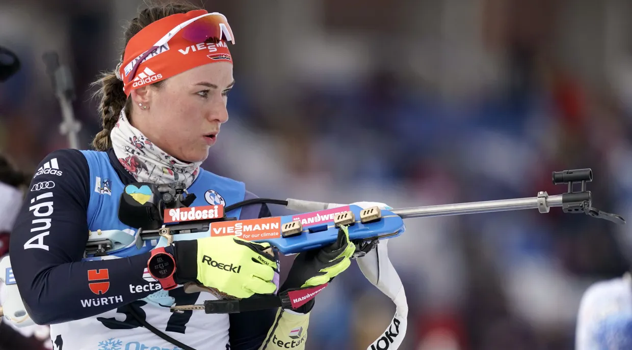 Das Ziel fest im Blick: Olympiasiegerin Denise Herrmann in Otepää