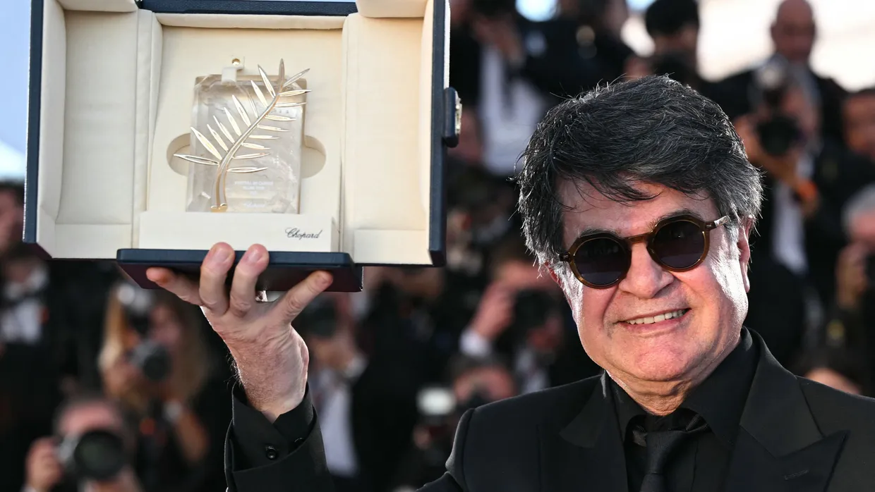 Jafar Panahi bei den Filmfestspielen in Cannes 2025