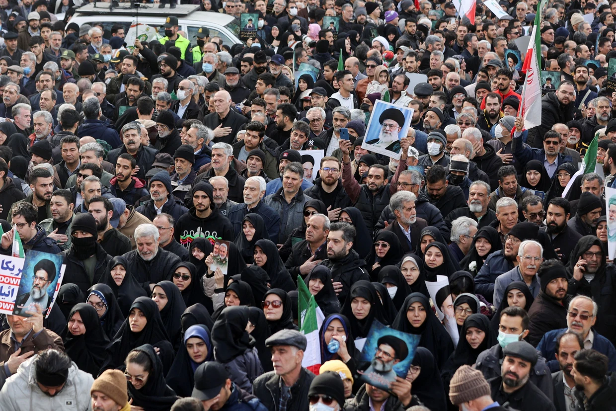 Regierungstreue Demonstranten am 12. Januar in Teheran