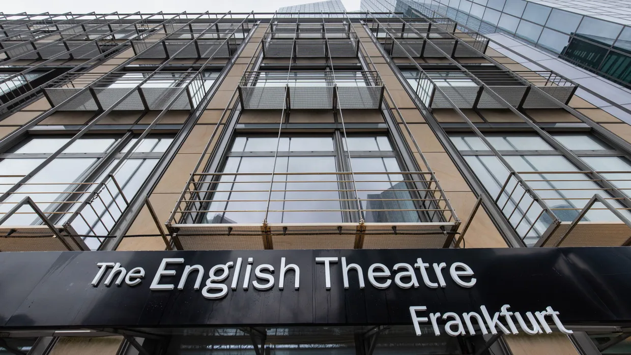 Der Gallileo-Turm, in dem das English Theatre eigentlich beheimatet ist, wird saniert.