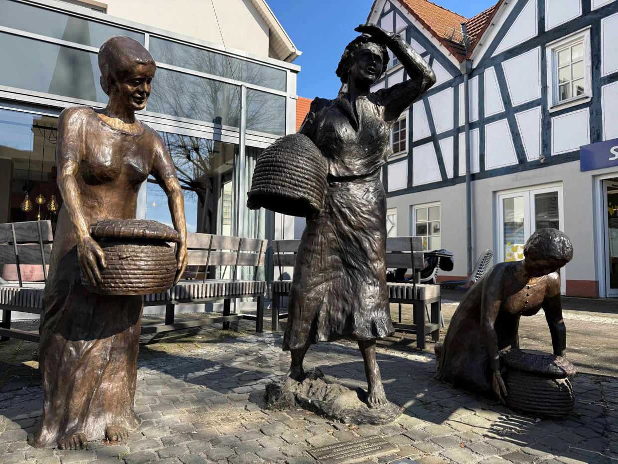 Dieses Denkmal in der Altstadt von Salmünster erinnert an die Begebenheit aus dem Dreißigjährigen Krieg.