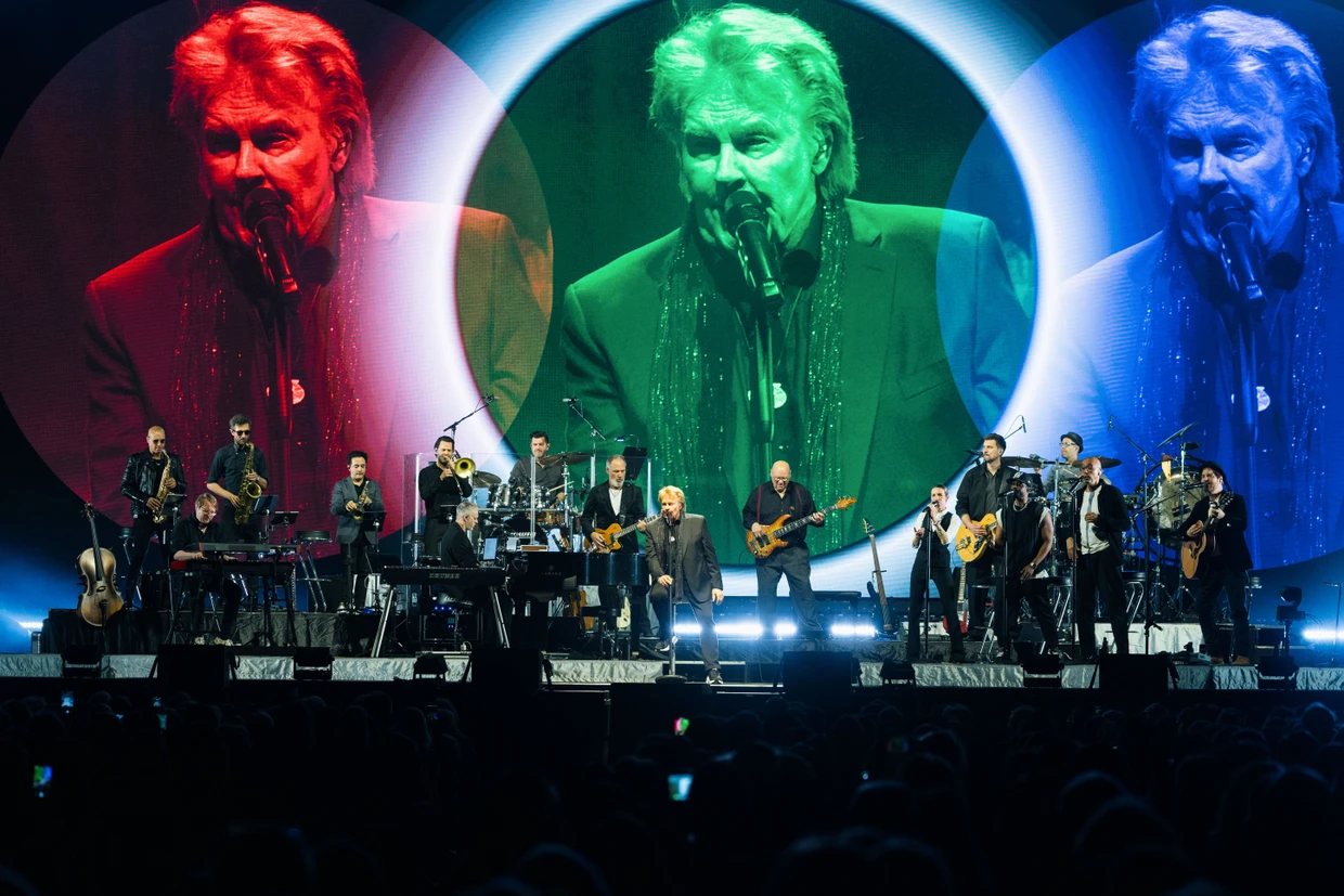 16 exzellente Musiker hat Carpendale dabei.