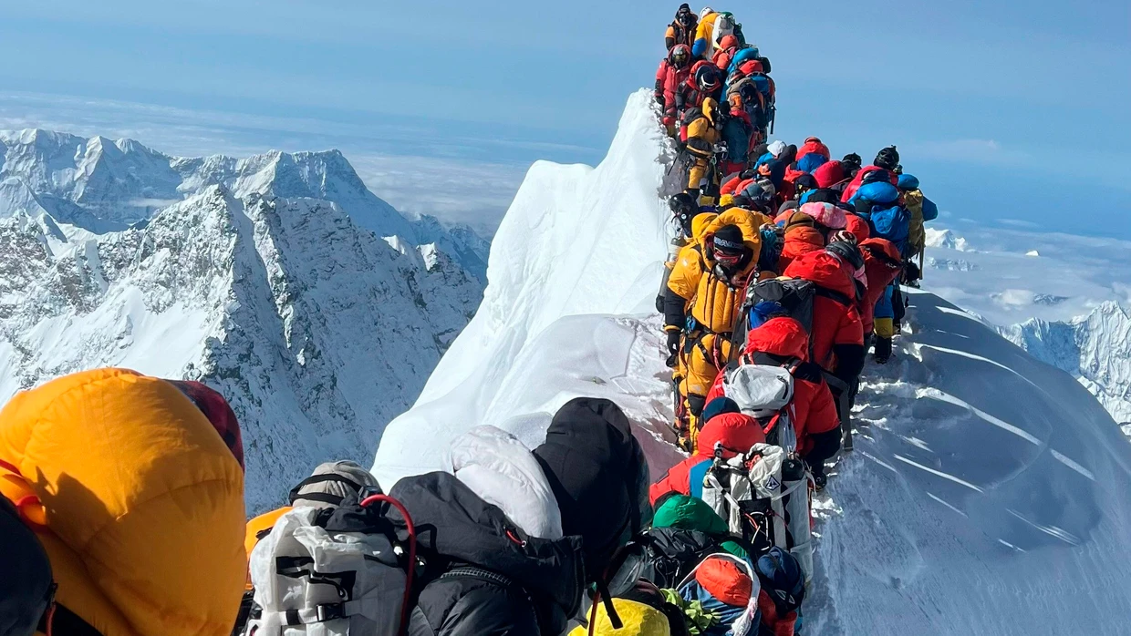 Bergsteiger auf dem Mount Everest: Um ein Scheitern zu verhindern, greifen viele gern zu Zusatzmitteln.