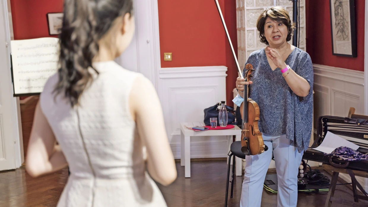 Die Geigerin Mihaela Martin über das Unterrichten an der Kronberg ...