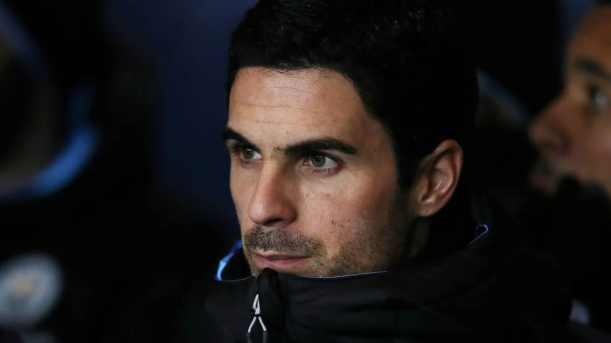 Wieder ein Spanier: Mikel Arteta wechselt die Farben, von hellblau zu rot.