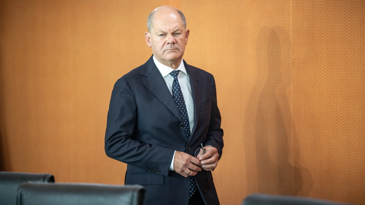 ZDF-Politbarometer: 77 Prozent halten Scholz für „führungsschwach“ | FAZ