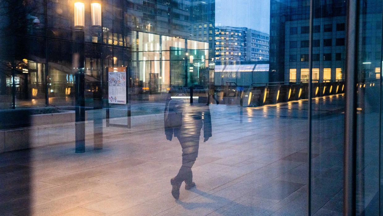 Wer löst Aufgaben besser? Eine KI oder der Mensch