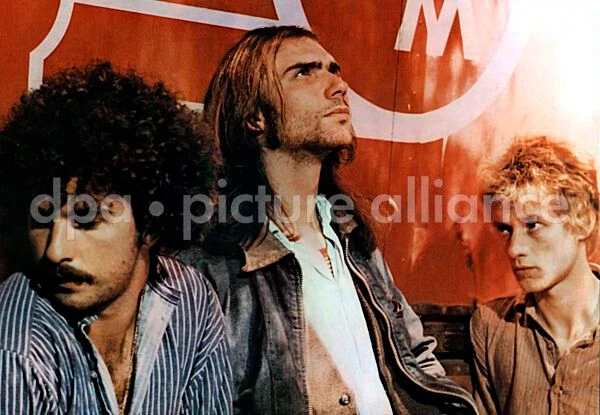 Adolf Winkelmanns „Die Abfahrer" aus dem Jahr 1978: Anastasios Avgeris als Sulli, Delle Quandt als Atze und Ludger Schnieder als Lutz (von links nach rechts)