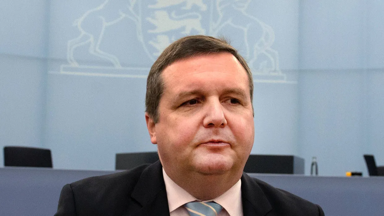 Sieht sich zu Unrecht am Pranger: Der frühere CDU-Ministerpräsident Stefan Mappus