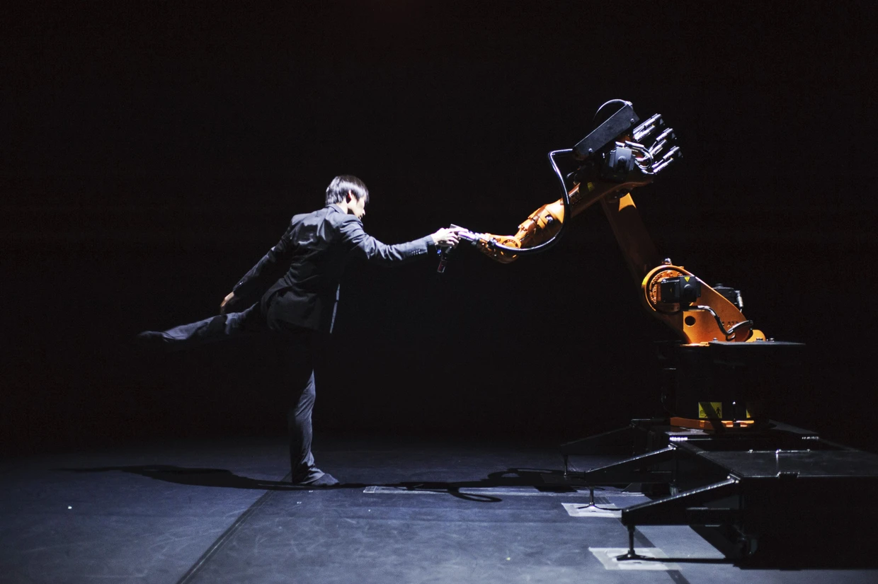 Ein erster Pas de deux: Huang Yi und Kuka in Recklinghausen