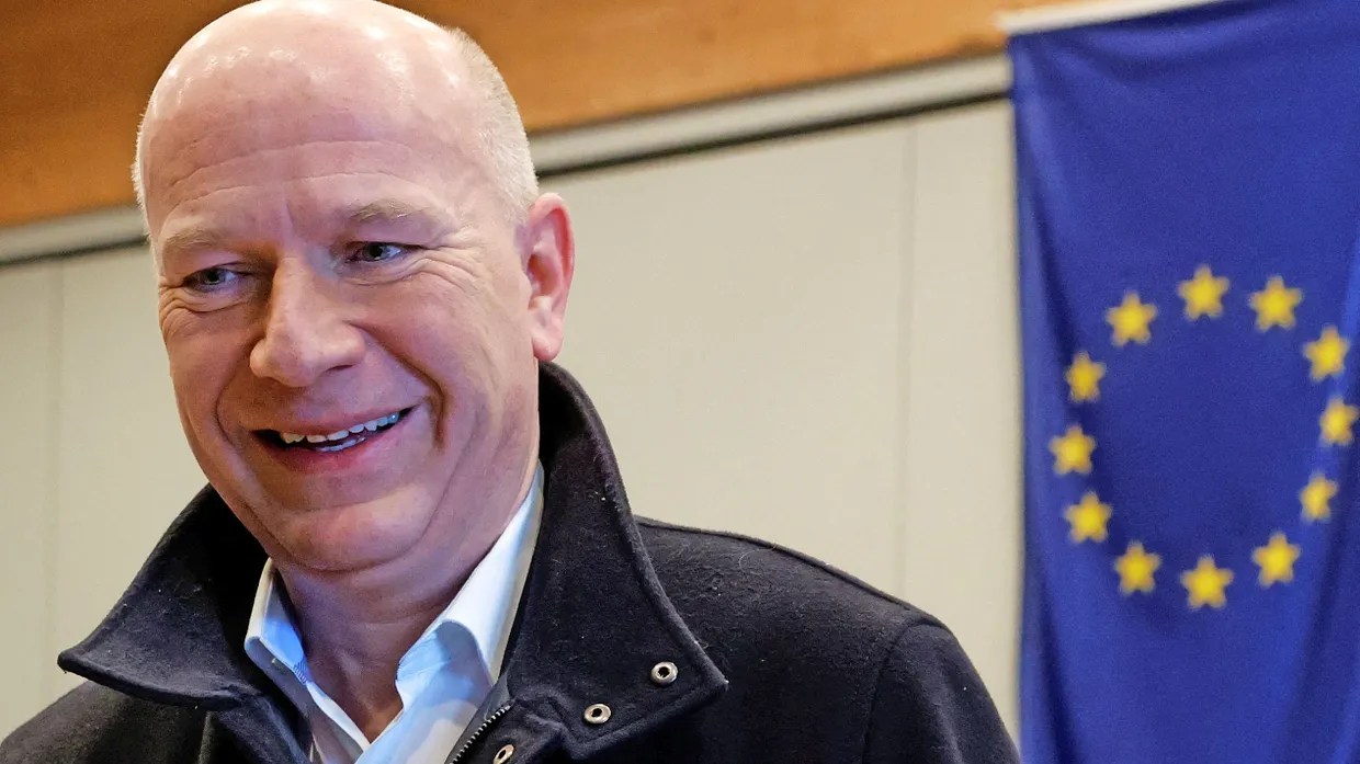 Kai Wegner am Sonntag im Wahllokal