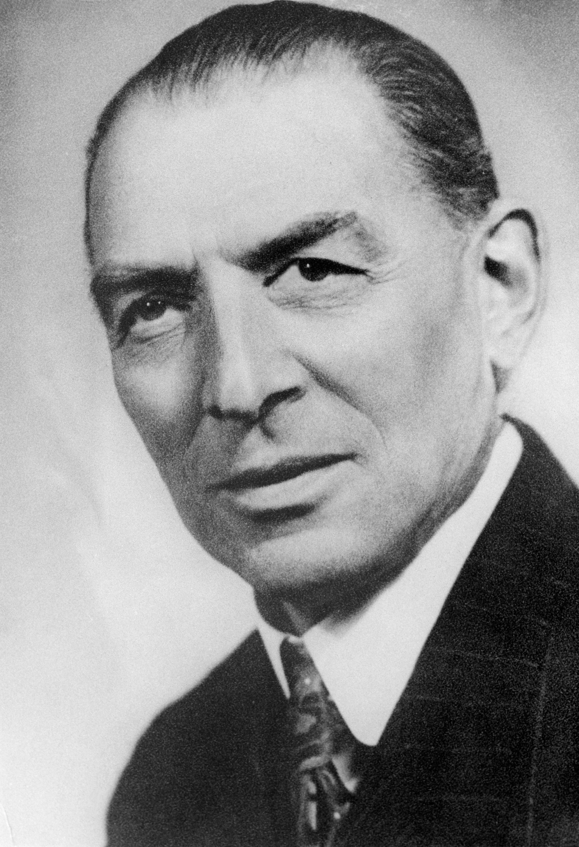 Kurt Blaum wurde von der amerikanischen Militärregierung am 4. Juli 1945 zum kommissarischen Oberbürgermeister Frankfurts berufen.