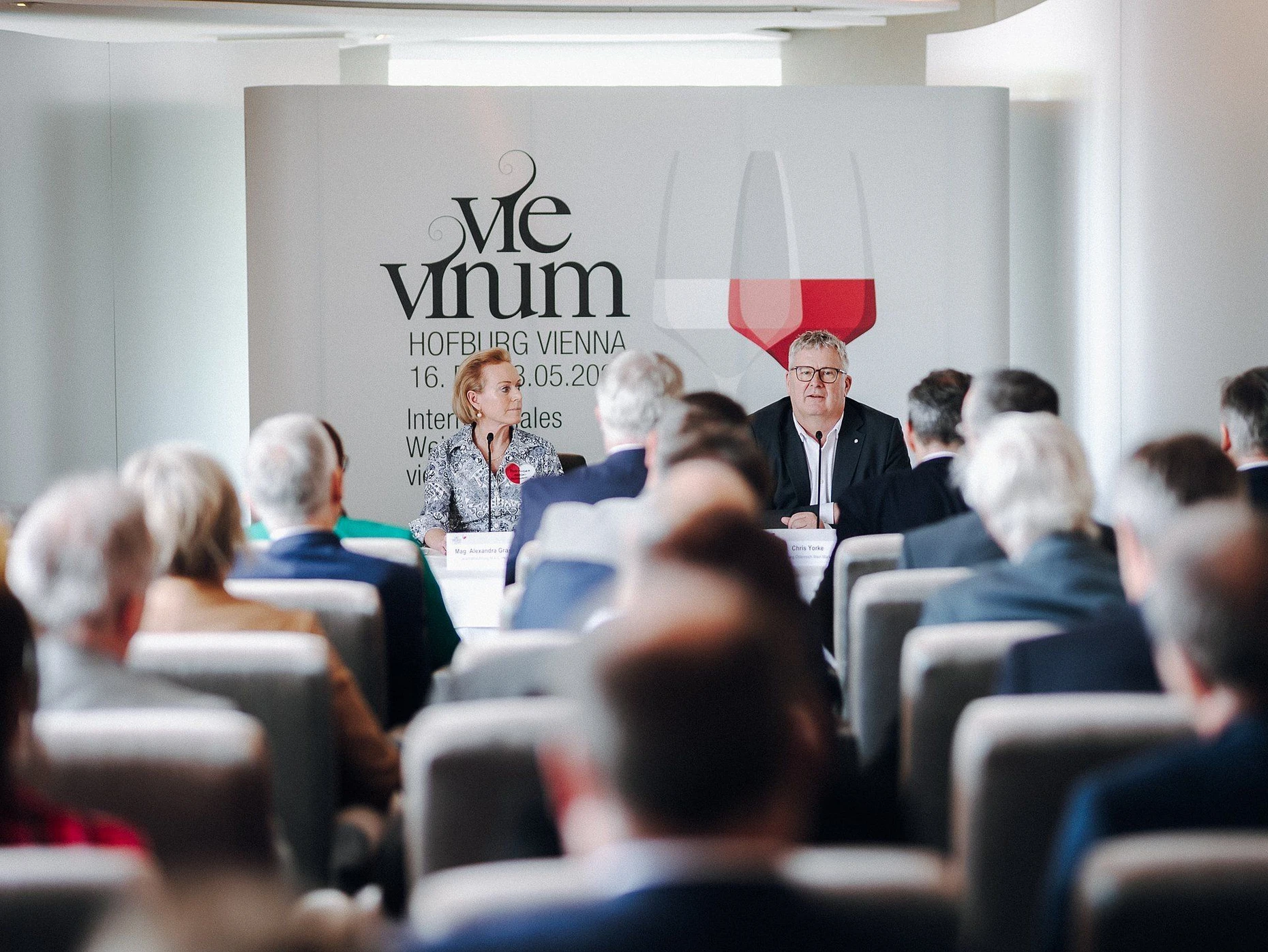 Im Gegensatz zu den meisten Weinfachmessen in Deutschland dürfen zur VieVinum in der prächtigen Wiener Hofburg auch Konsumenten pilgern.