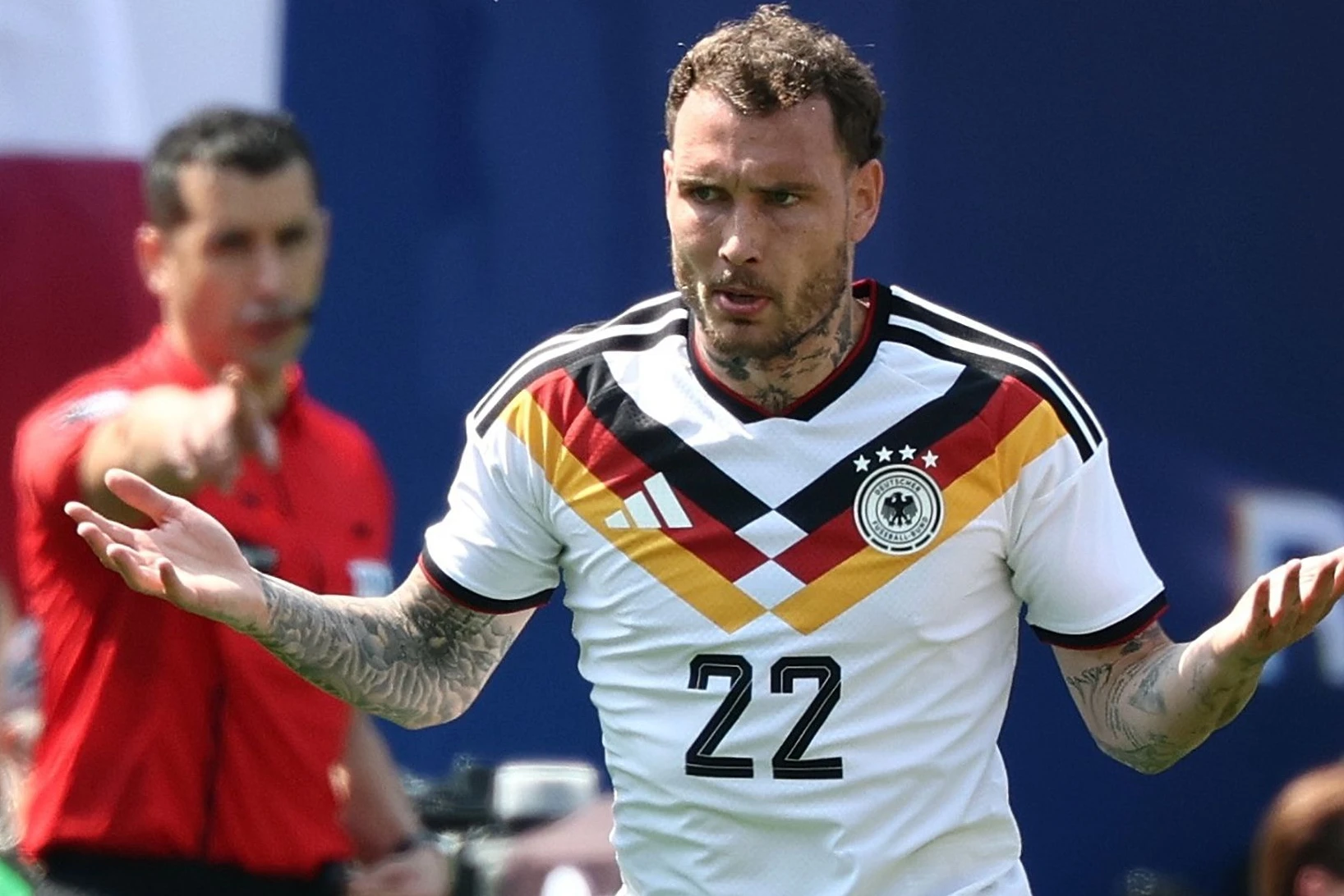 Wer hat mehr Tattoos? David Raum
