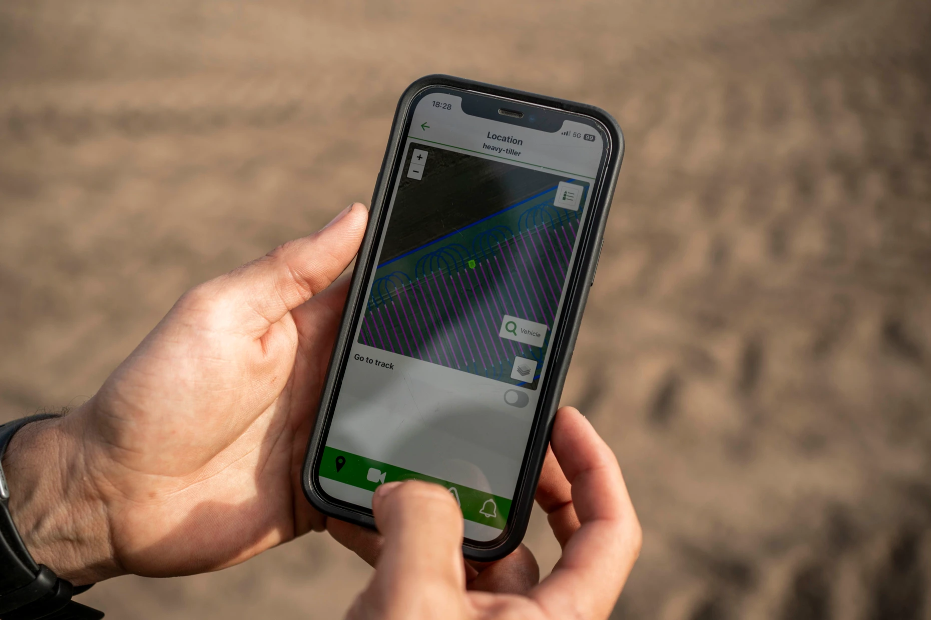 Der AgBot lässt sich über die App steuern und überwachen.