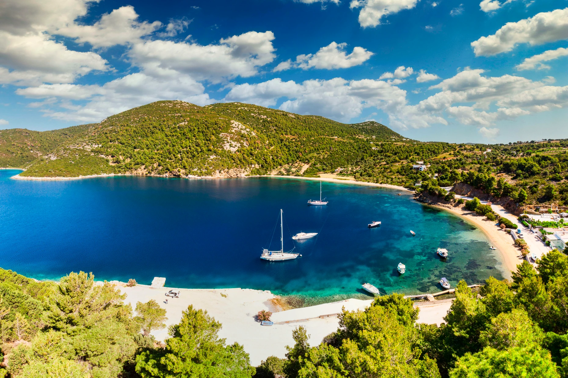Keine Spur von Overtourims: am Strand Pefkos auf Skyros