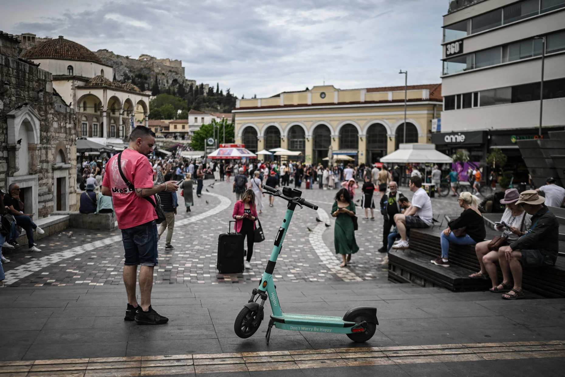 E-Scooter in Athen: Elektroroller bieten eine willkommene Erleichterung für viele Pendler.