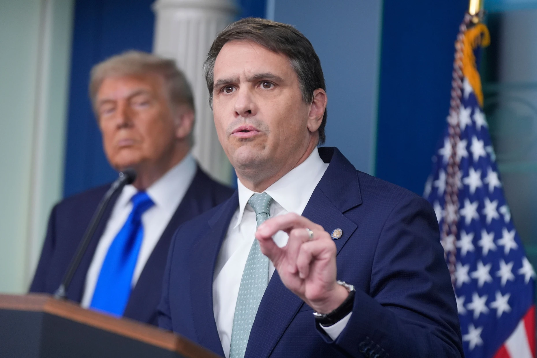 Justizminister Todd Blanche und Donald Trump im Juni 2025 in Washington