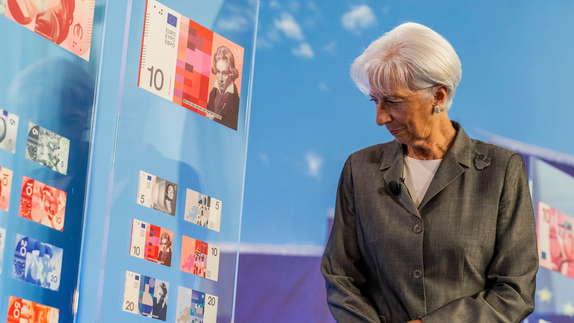 EZB-Präsidentin Christine Lagarde bei der Vorstellung der Entwürfe für die künftigen Euro-Banknoten