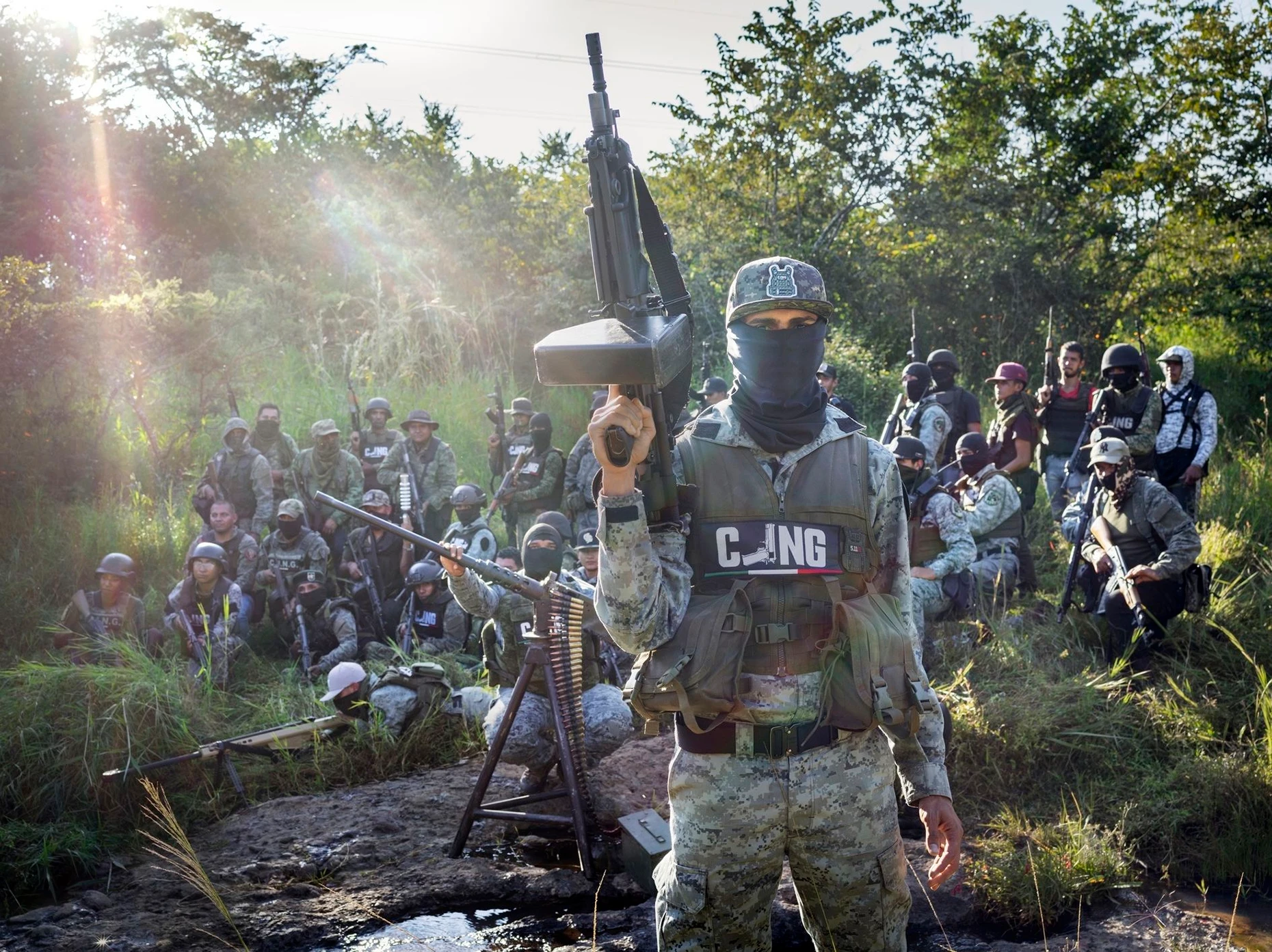 Mitglieder des Jalisco New Generation Kartells (CJNG) in den Bergen Mexikos
