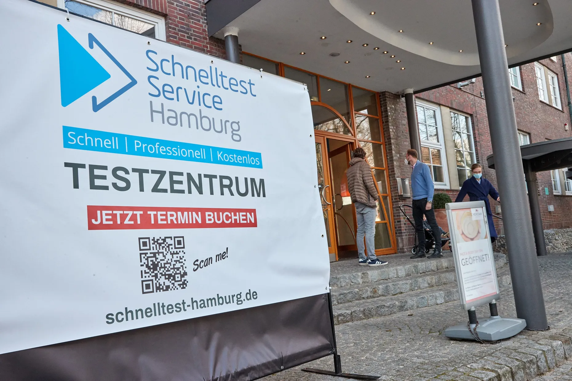 Testzentrum in Hamburg: Der Senat wird die Hotspot-Regel voraussichtlich nicht verlängern.