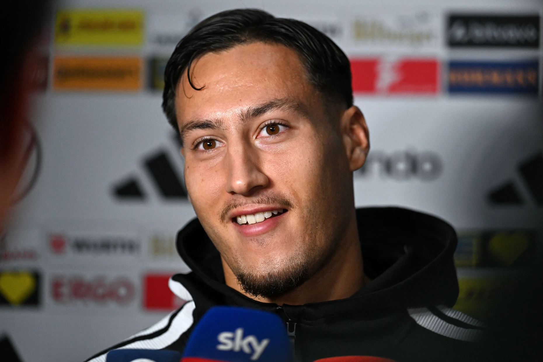 „Muss man hingehen“: Younes Ebnoutalib