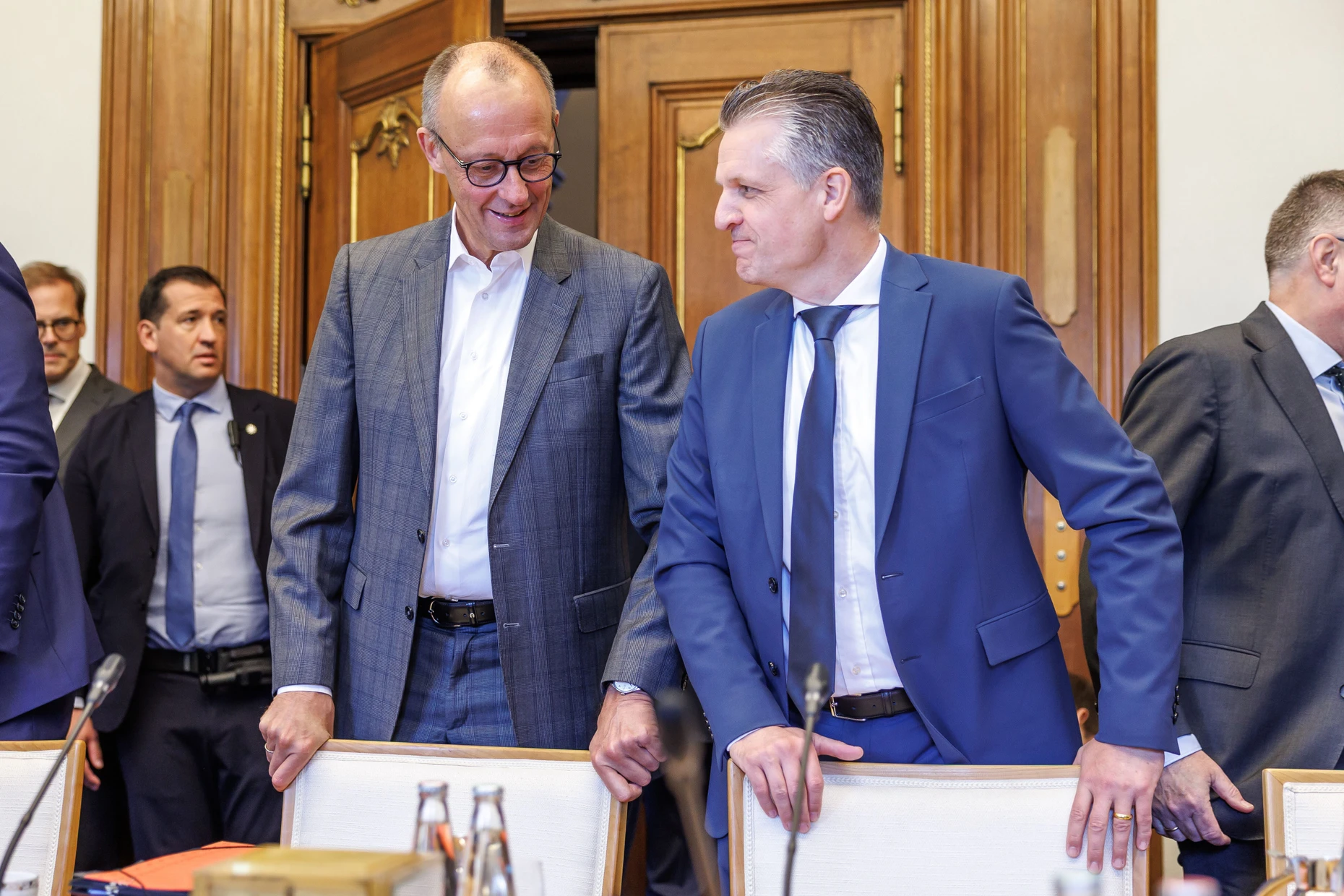 In der Villa Borsig: Merz und Frei