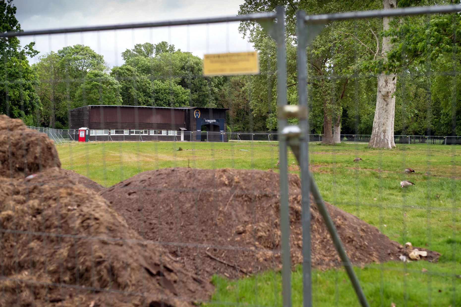 Ort des Geschehens: Eine Fläche von 9000 Quadrater muss im Schlosspark saniert werden.