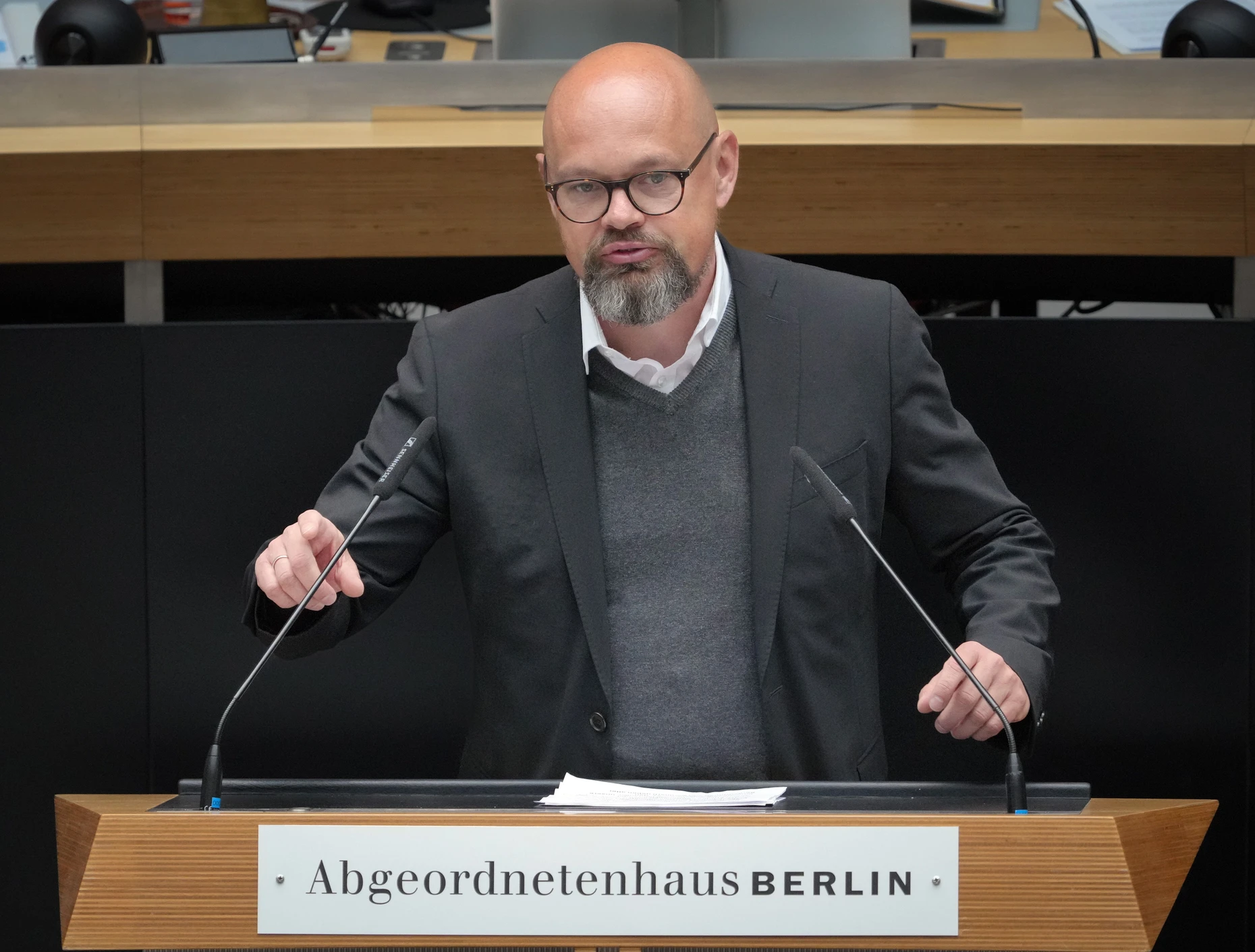 Linken-Politiker Tobias Schulze im Mai im Berliner Abgeordnetenhaus