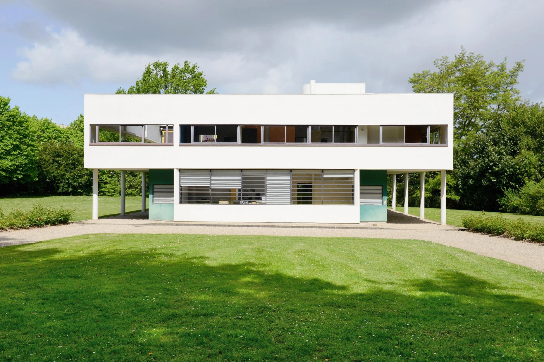  Villa Savoye im Pariser Vorort Poissy