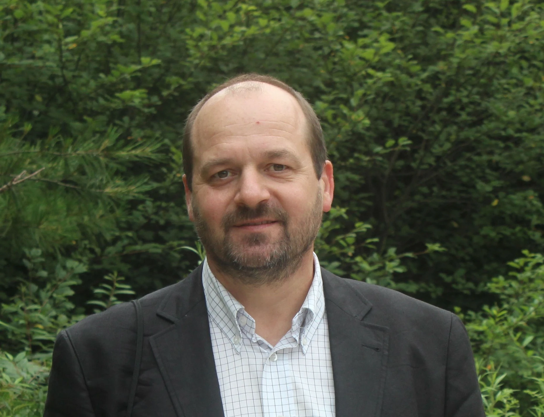 Michael Gunter Müller ist gelernter Forstwirt und seit 1999 Professor für Waldschutz an der TU Dresden.