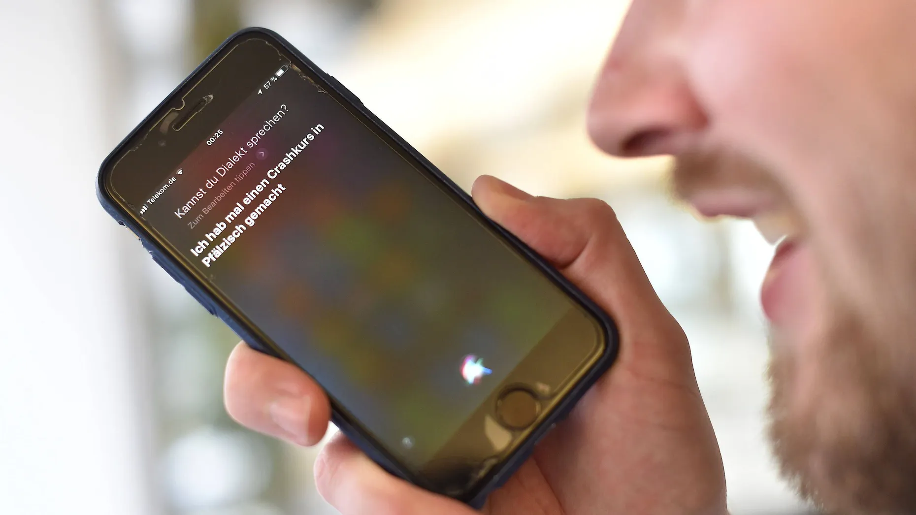 Sprachassistenten wie „Siri“ stehen schon länger in der Kritik.