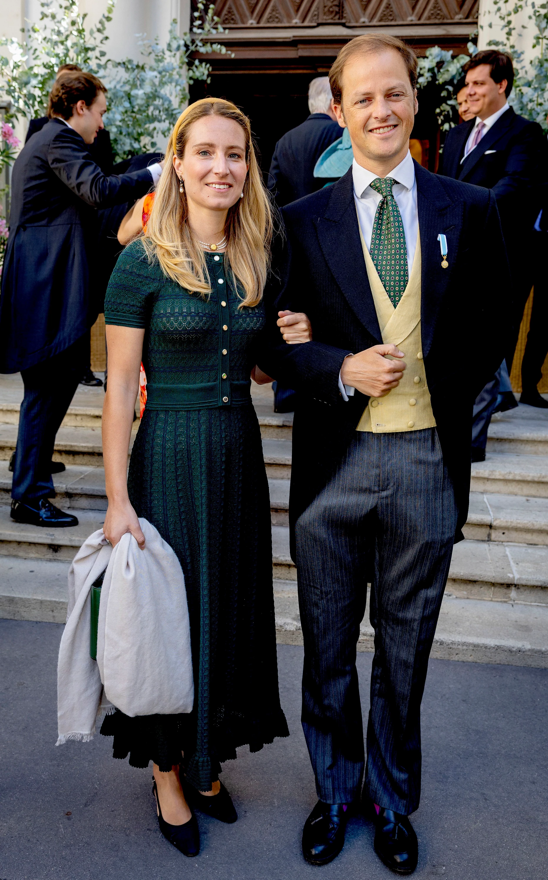 Noch ist er der „Kronprinz von Brasilien“: Rafael von Orléans-Braganza und seine Verlobte Margherita delle Piane besuchen gemeinsam die Hochzeit von Erzherzogin Isabel von Habsburg-Lothringen und Carlos Gaytán de Ayala am vergangenen Samstag in Wien.
