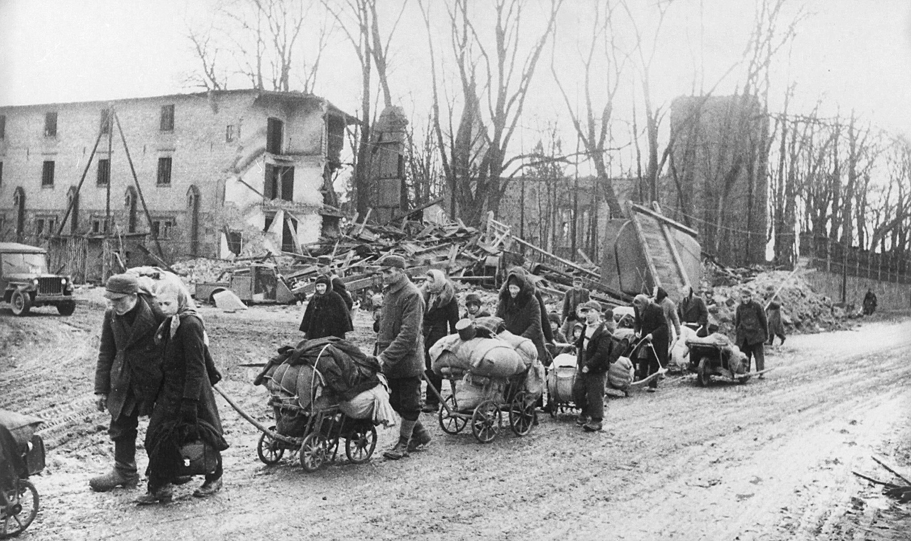 Flucht aus den deutschen Ostgebieten vor den vorrückenden Truppen der Roten Armee, Frühjahr 1945