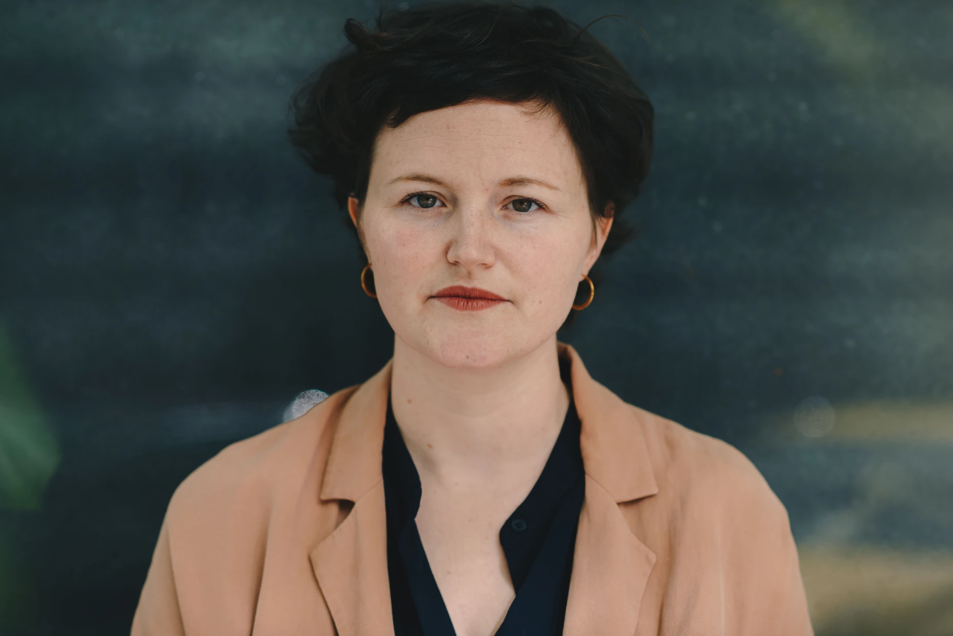 Die Soziologin Dr. Amina Nolte ist seit 2024 Referentin für reproduktive Gerechtigkeit und sexuelle Selbstbestimmung am Gunda-Werner-Institut in der Heinrich-Böll-Stiftung Berlin.