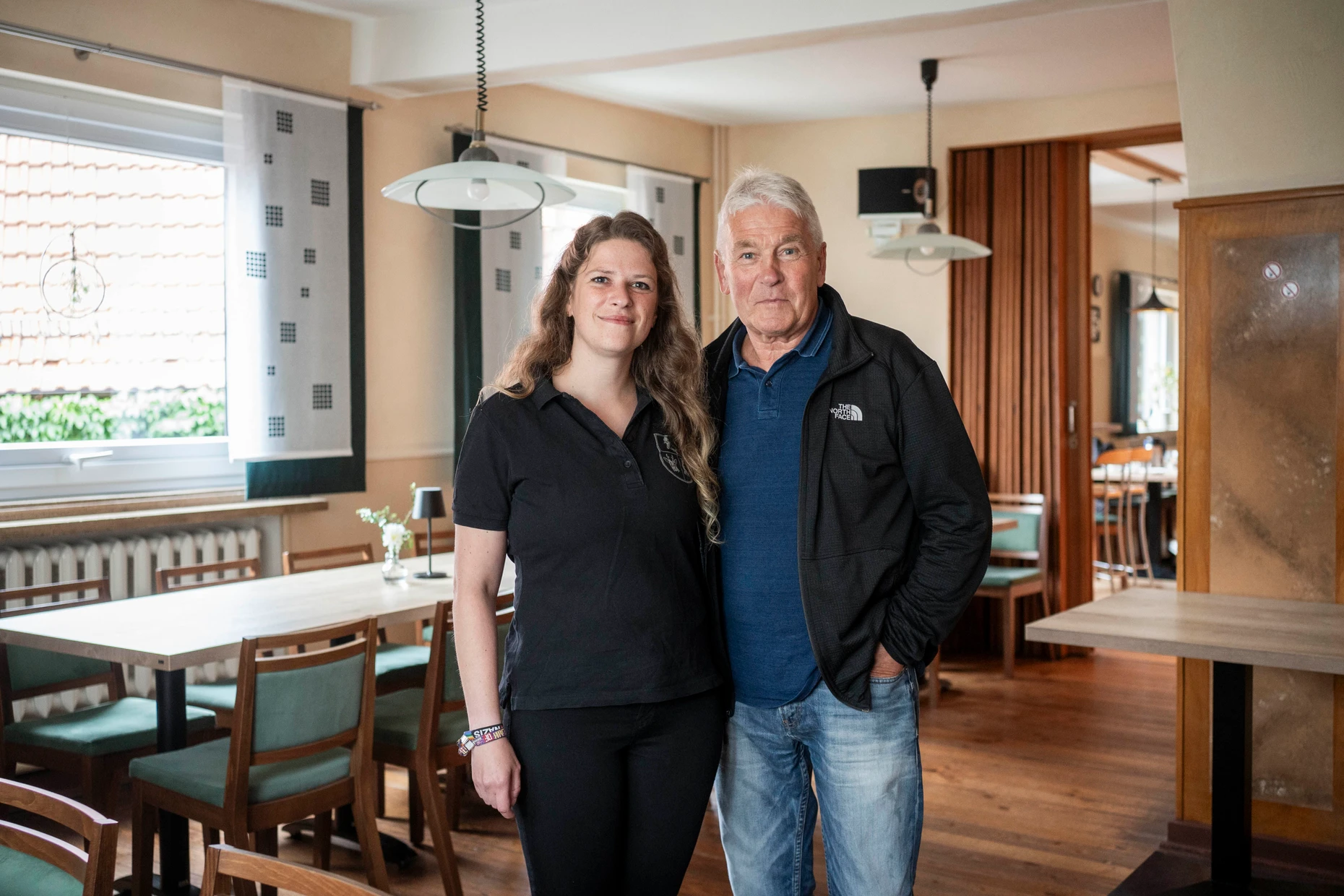 Familienbetrieb: Wirt Jörg Schmücking und seine Tochter Elisa Schmücking