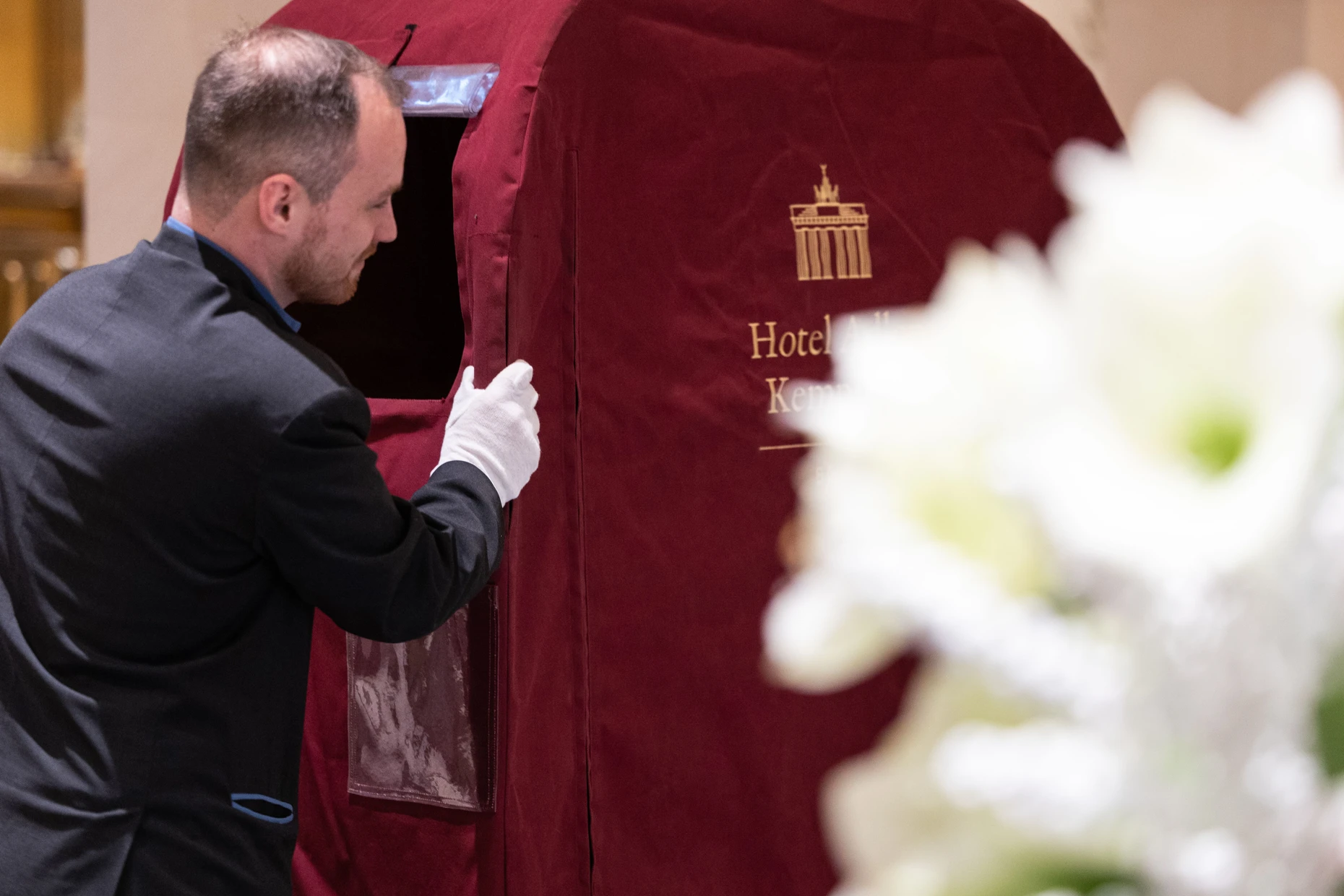 Der Pachtvertrag mit der Kempinski AG als Hotelbetreiberin läuft Ende 2032 aus.