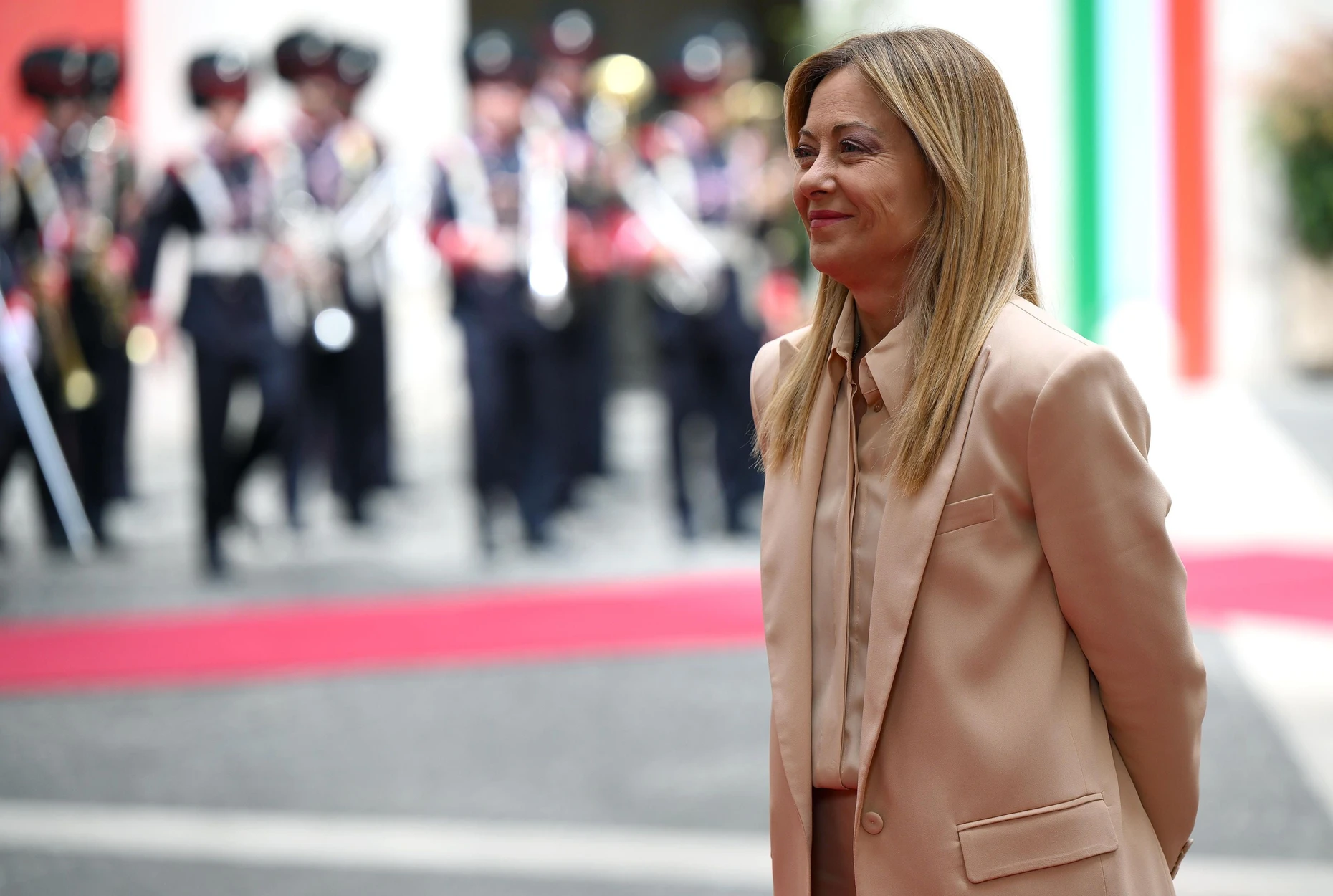 Postfaschistin oder Neofaschistin? Italiens Ministerpräsidentin Giorgia Meloni