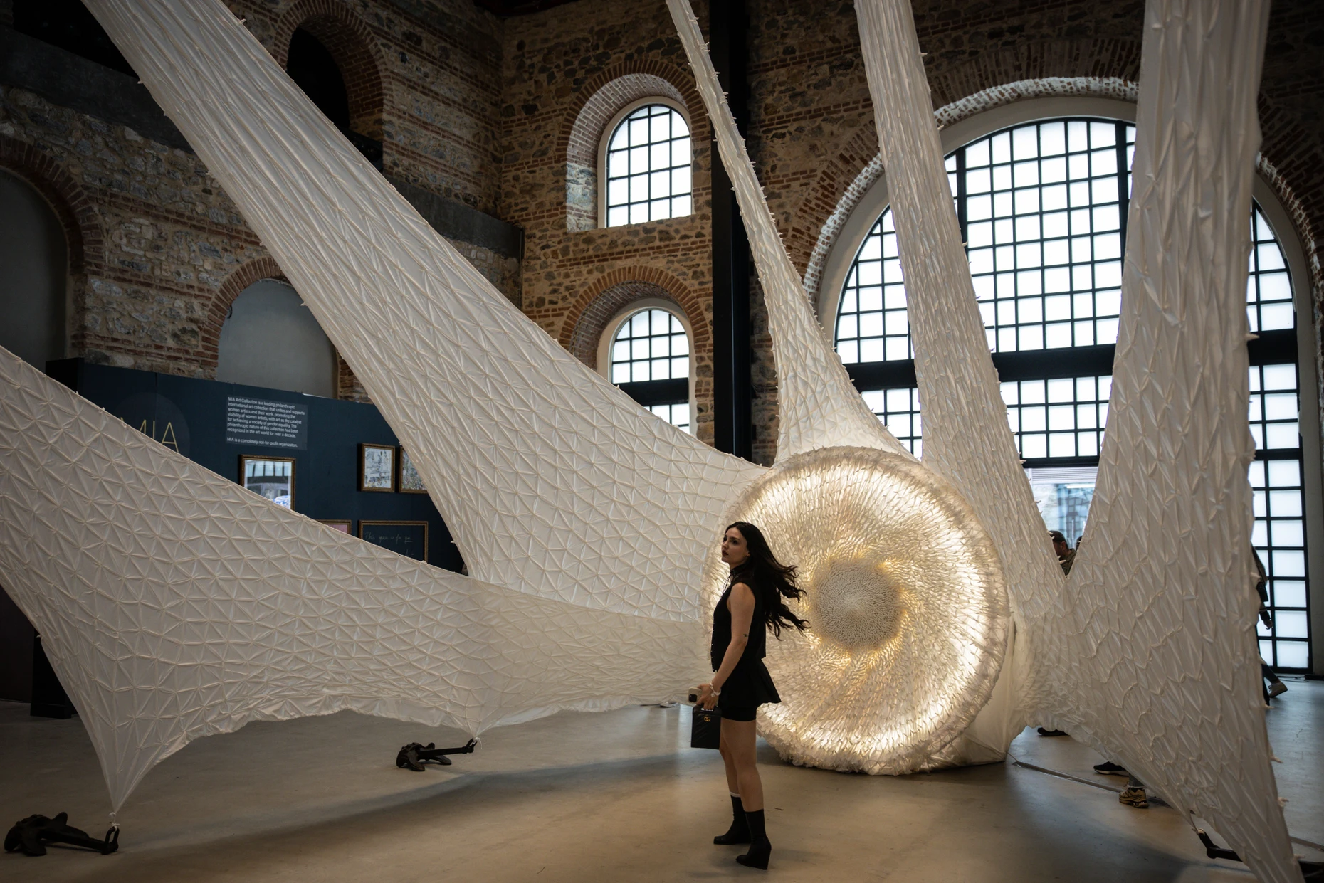 Segel setzen: Chisato Matsumatos Installation auf der Contemporary Istanbul