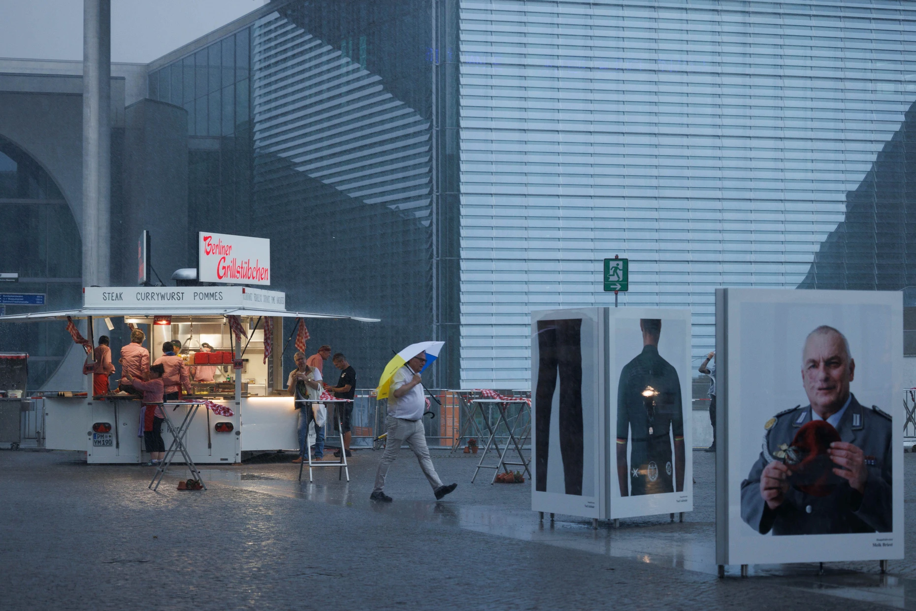 Unvorhergesehenes Ereignis: Plötzlich zog ein Unwetter über Berlin auf.