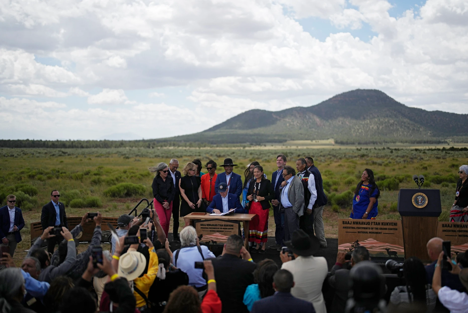 Präsident Joe Biden erhob am 8. August 2023 mit seiner Unterschrift die Ancestral Footprints of the Grand Canyon zum National Monument.