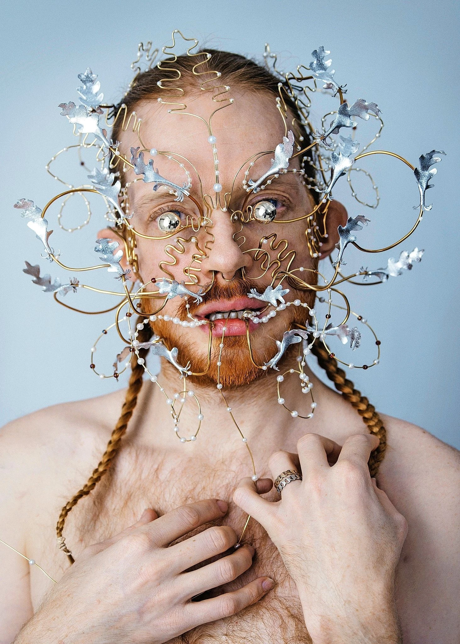 Greenman, 2017 aus der Ausstellung „Metamorphlings“ von James Merry
