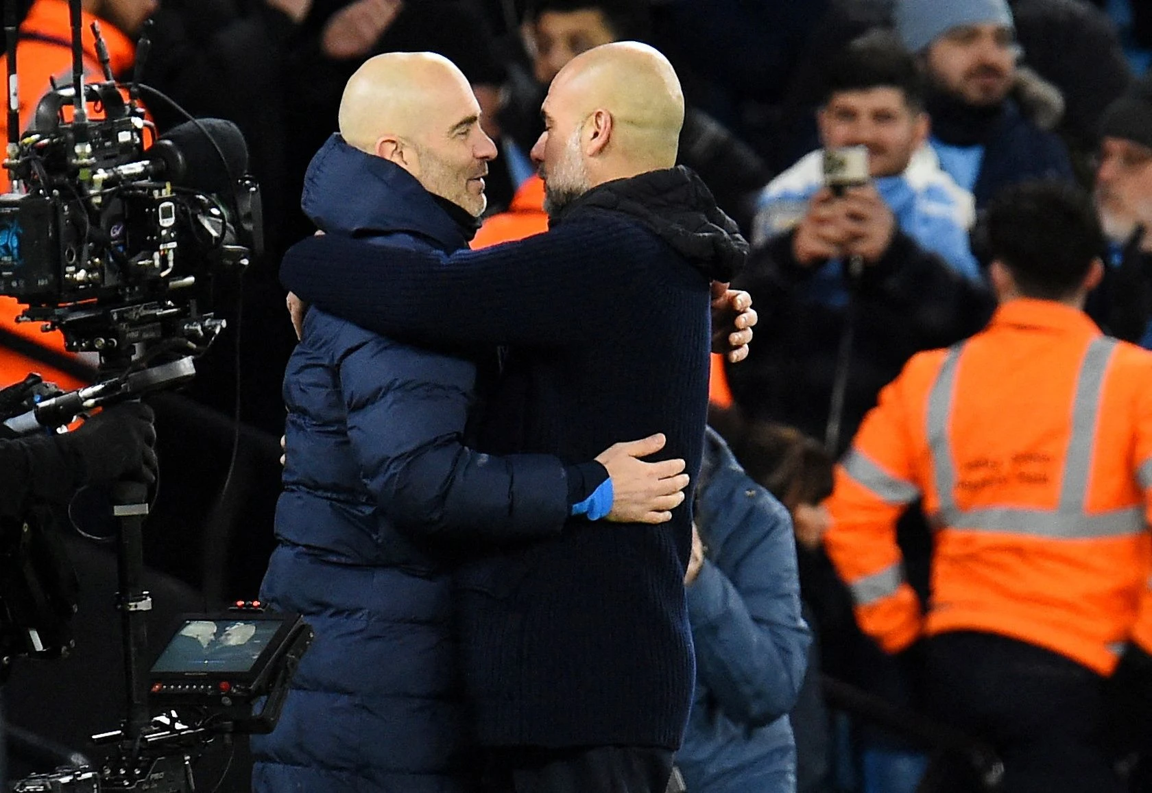 Zwei Männer, eine Frisur: Enzo Maresca (damals Trainer des FC Chelsea) und Pep Guardiola