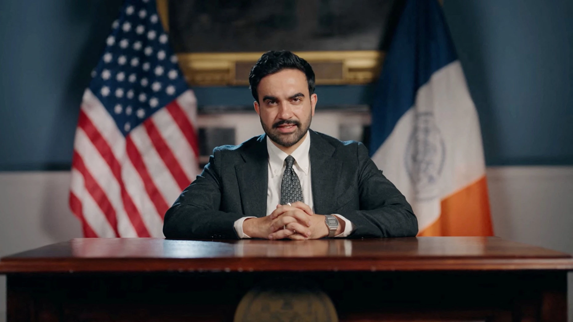 „Benjamin Netanjahu ist in New York City nicht willkommen“: Bürgermeister Mamdani spricht in einem Social-Media-Video über den im September anstehenden Besuch des israelischen Ministerpräsidenten bei den Vereinten Nationen und erklärt, dass er – anders als die Regierung in Washington – nicht die Befugnis habe, den Haftbefehl des Internationalen Strafgerichtshofs zu vollstrecken.