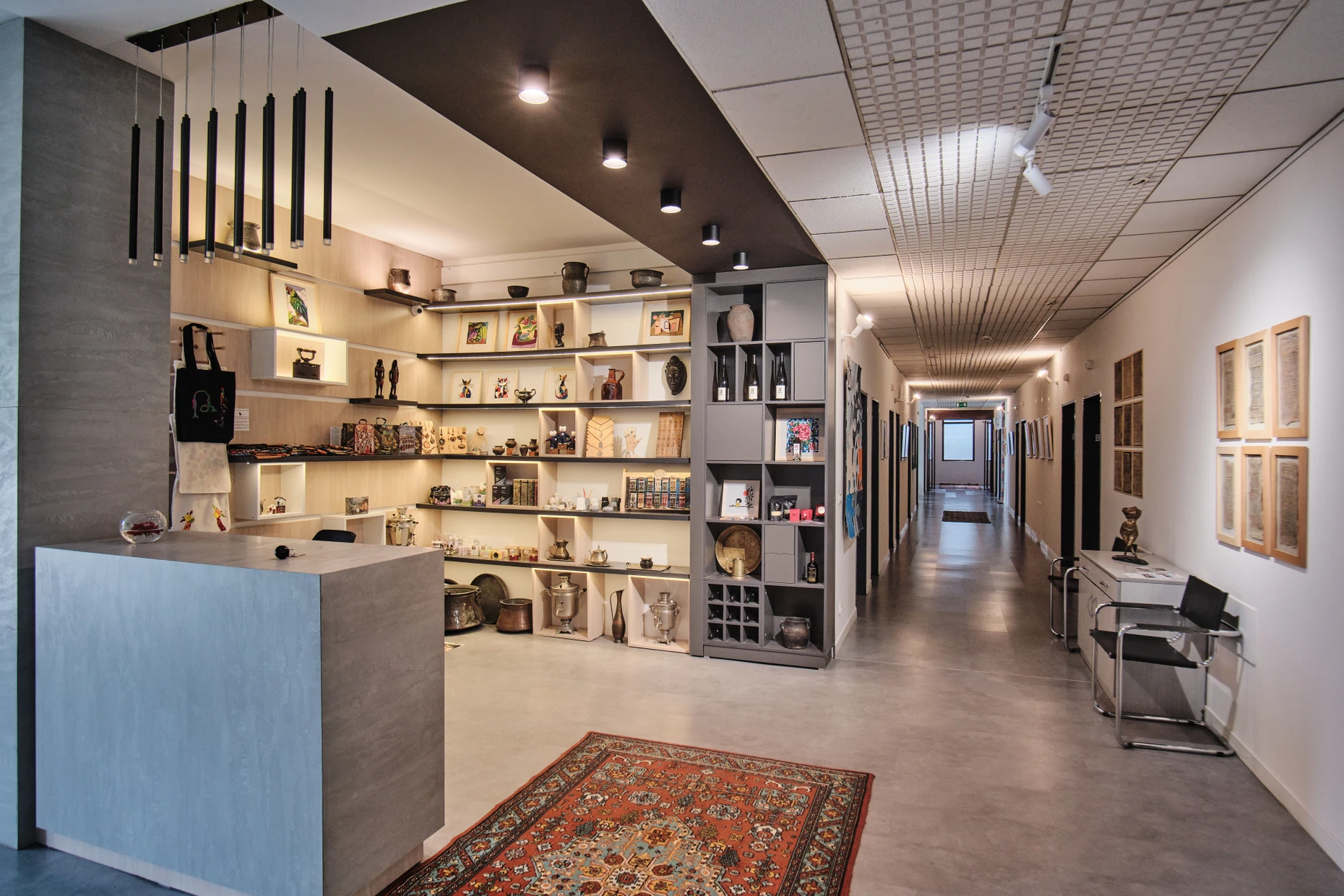 Guter Empfang: die Rezeption des Berlin Art Hotels in Armenien.