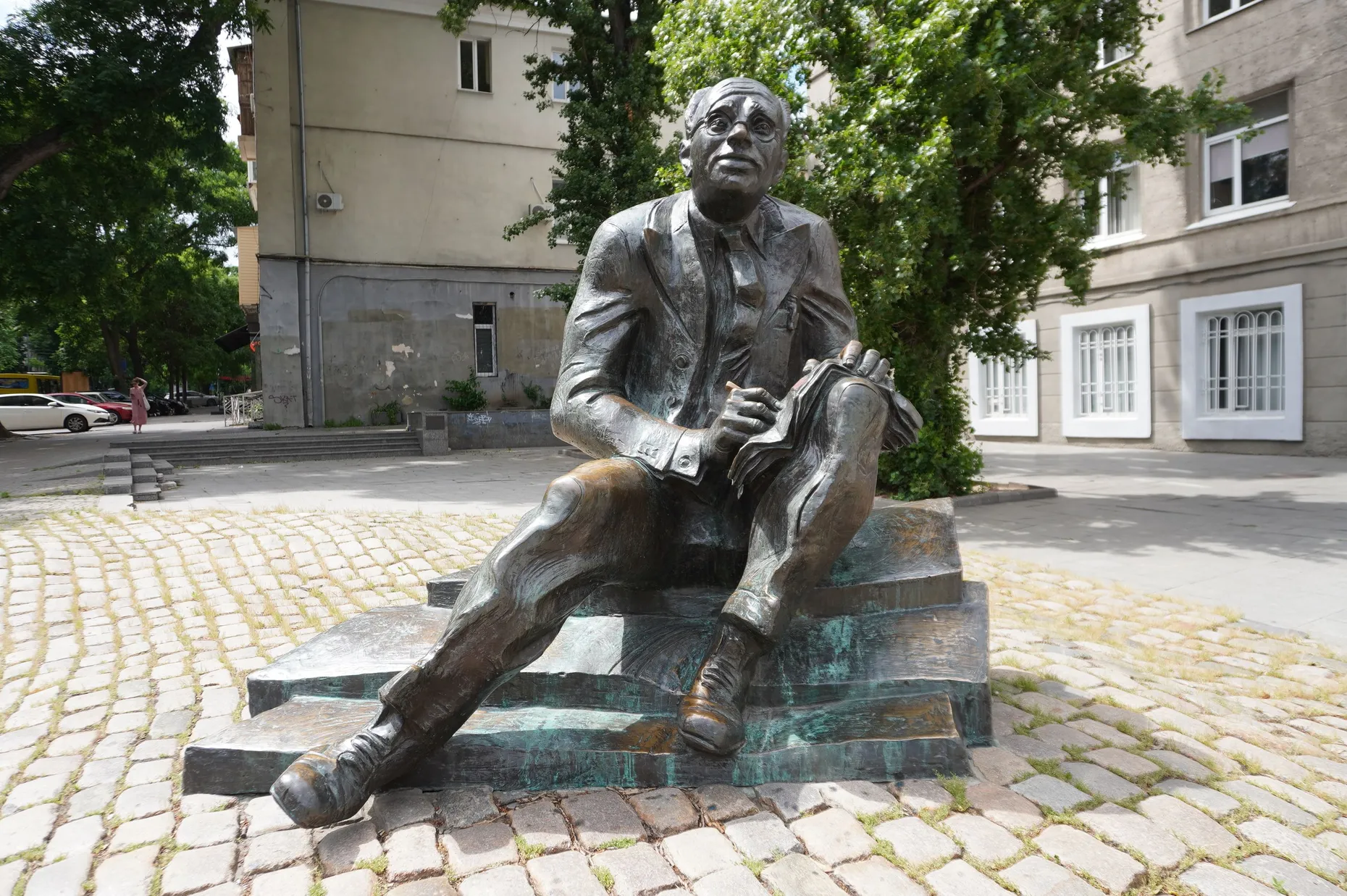 Der Schriftsteller Isaak Babel steht noch an seinem angestammten Platz.